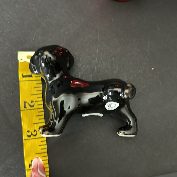 Dog and Fire Hydrant Salt and Pepper Shakers - Picture 14 of 14